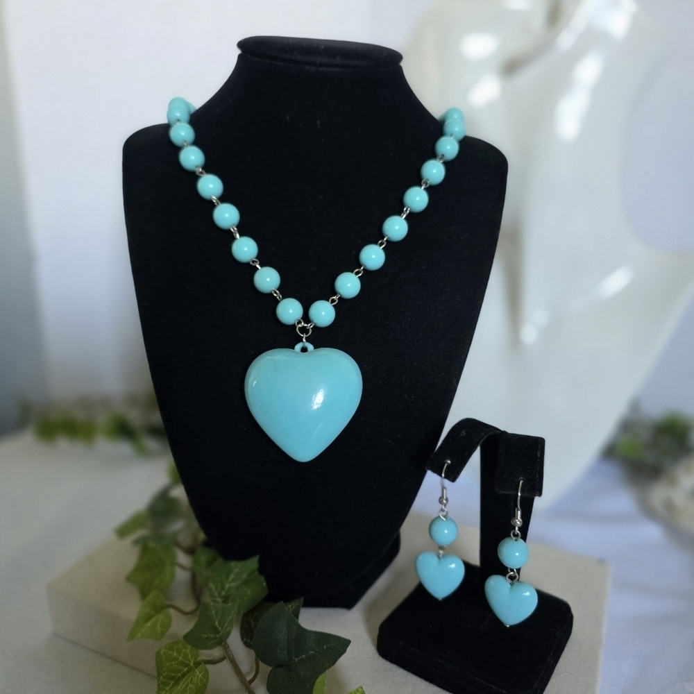 Silver and Turquoise Aqua Blue Acrylic Bead Puffy Heart Necklace Earrings Set